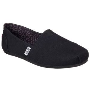 BOBS Women's Peace And Love Slip On Shoes w Memory Foam